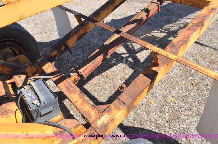 image for item F2495 2006 Swift sand/salt mixing conveyor