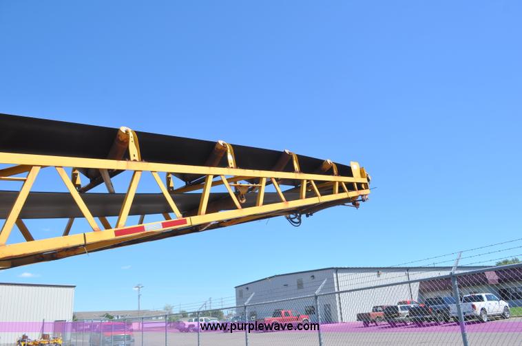 image for item F2495 2006 Swift sand/salt mixing conveyor