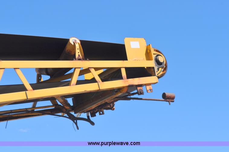 image for item F2495 2006 Swift sand/salt mixing conveyor