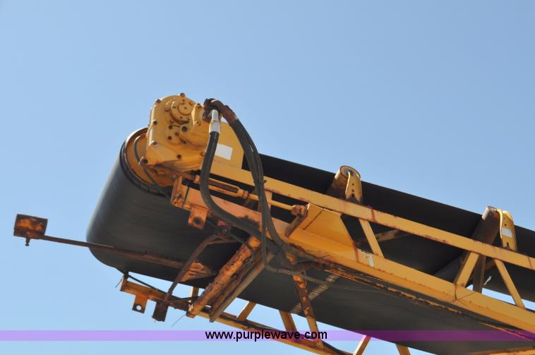 image for item F2495 2006 Swift sand/salt mixing conveyor