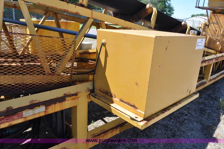 image for item F2495 2006 Swift sand/salt mixing conveyor