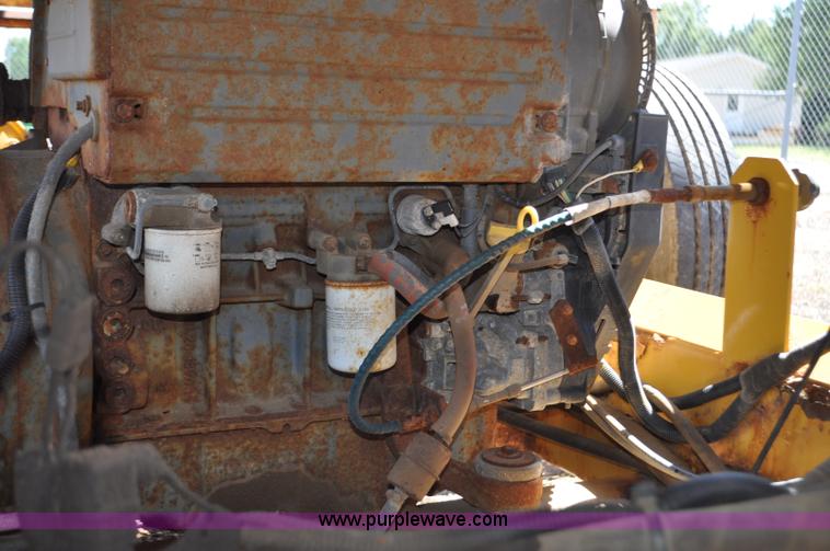 image for item F2495 2006 Swift sand/salt mixing conveyor