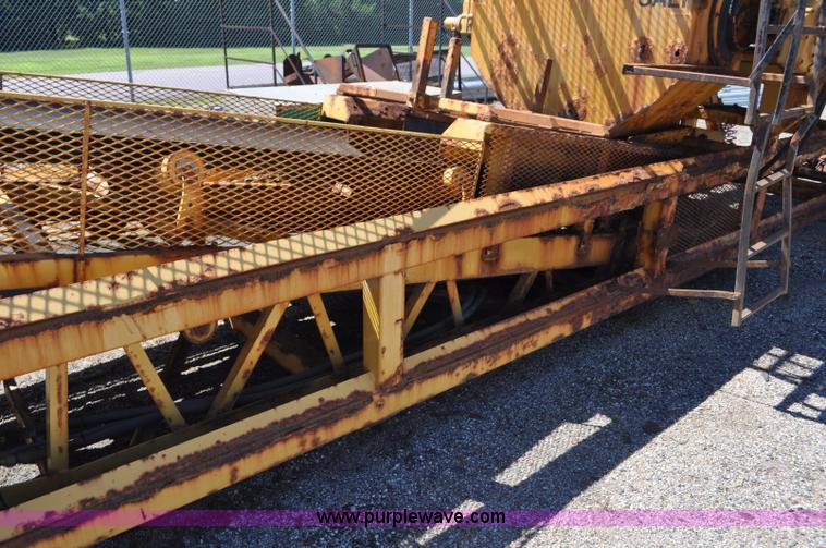 image for item F2495 2006 Swift sand/salt mixing conveyor