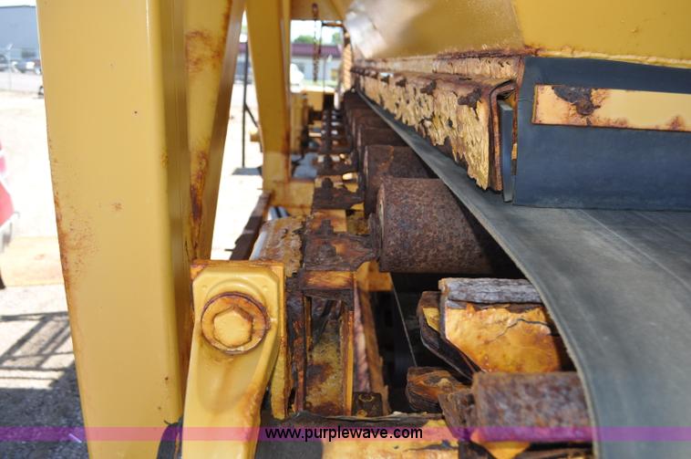 image for item F2495 2006 Swift sand/salt mixing conveyor