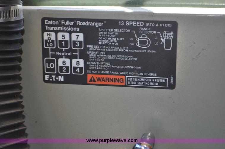 image for item F2497 1990 Oshkosh PA-2526-1 dump truck