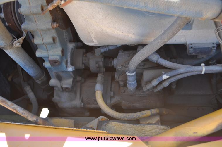 image for item F2497 1990 Oshkosh PA-2526-1 dump truck