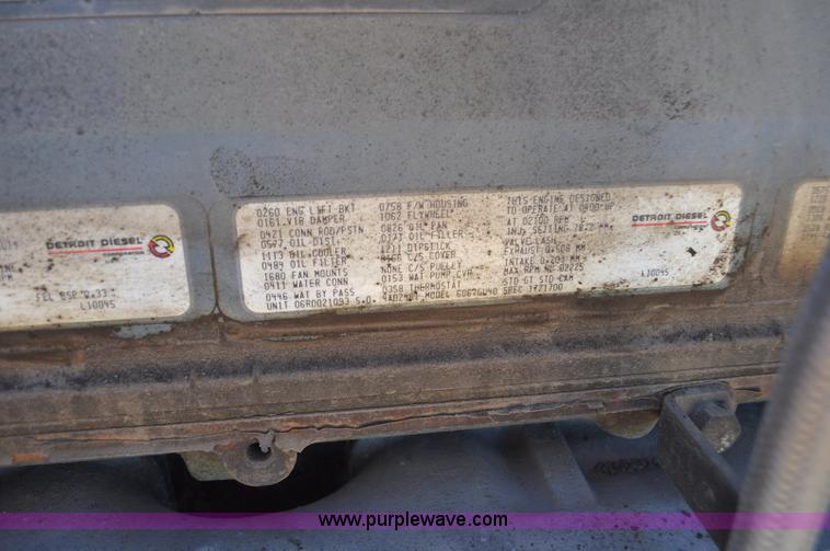 image for item F2497 1990 Oshkosh PA-2526-1 dump truck