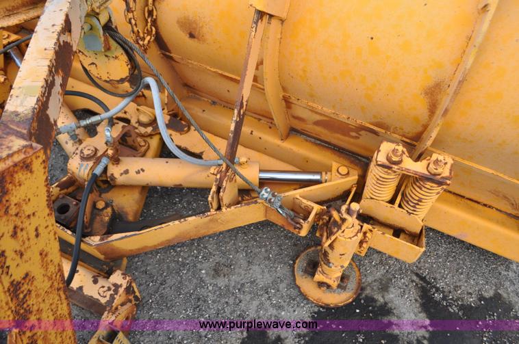 image for item F2497 1990 Oshkosh PA-2526-1 dump truck