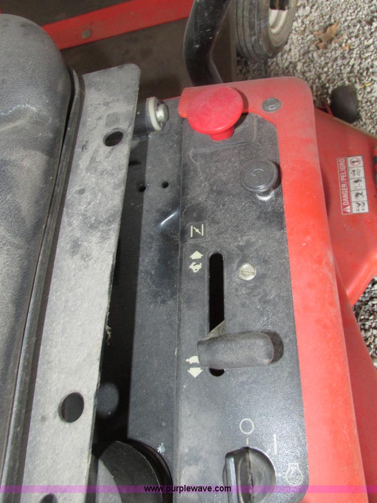 image for item H4517 Ariens EZR1540 lawn mower