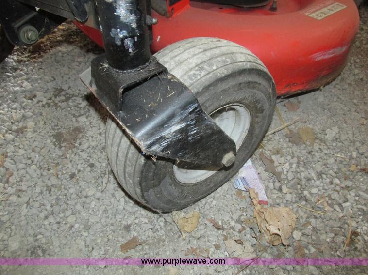 image for item H4517 Ariens EZR1540 lawn mower