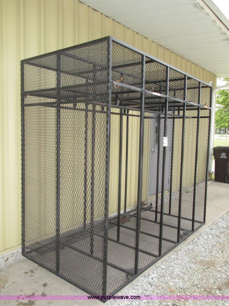 image for item H4519 Ten compartment bunker gear locker