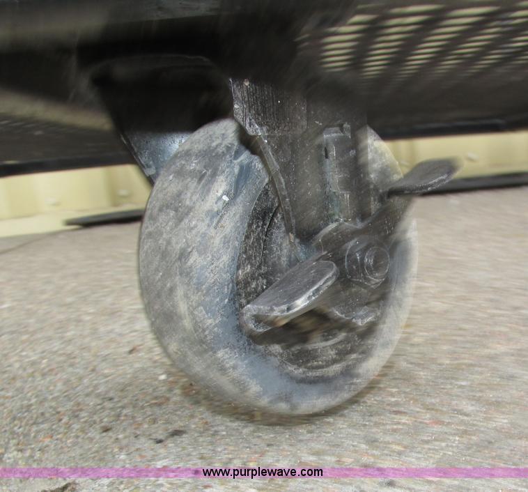 image for item H4519 Ten compartment bunker gear locker