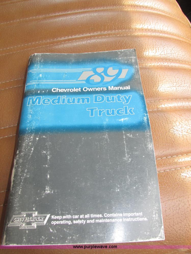 image for item H4520 1989 Chevrolet C60 Custom Deluxe dump flatbed truck