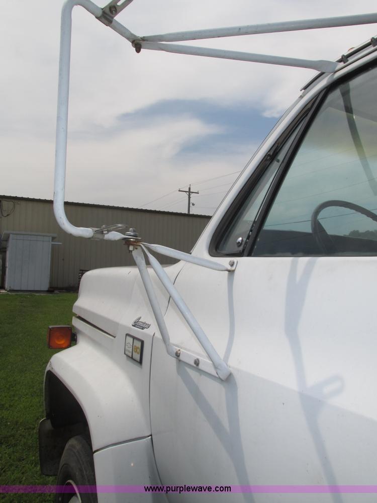 image for item H4520 1989 Chevrolet C60 Custom Deluxe dump flatbed truck