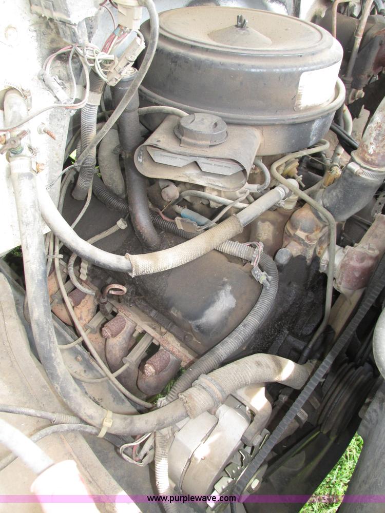 image for item H4520 1989 Chevrolet C60 Custom Deluxe dump flatbed truck