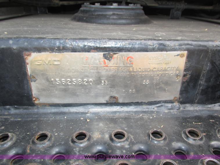 image for item H4520 1989 Chevrolet C60 Custom Deluxe dump flatbed truck