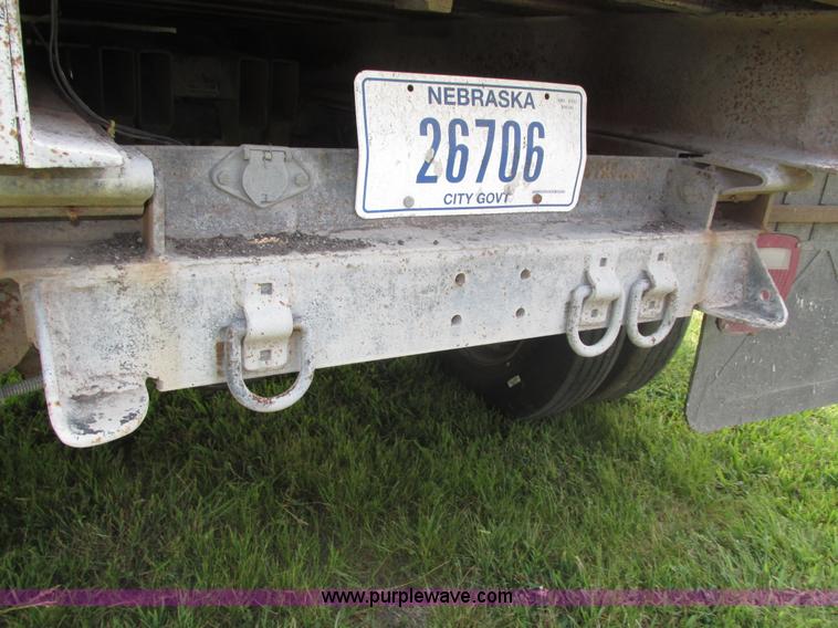 image for item H4520 1989 Chevrolet C60 Custom Deluxe dump flatbed truck