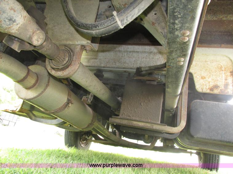 image for item H4520 1989 Chevrolet C60 Custom Deluxe dump flatbed truck