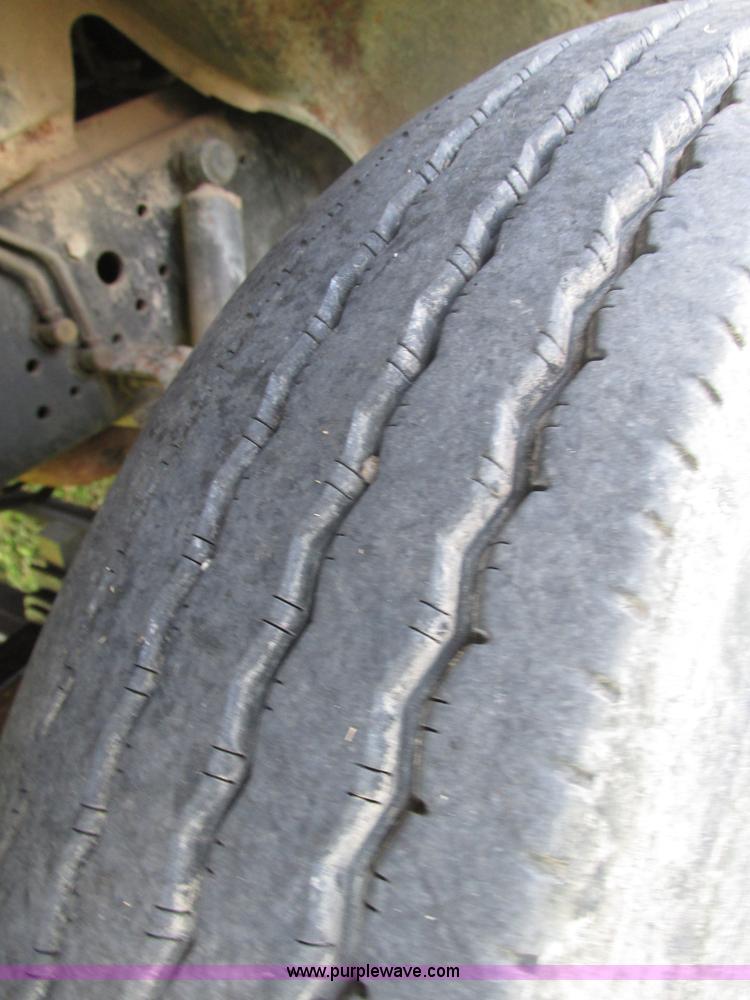 image for item H4520 1989 Chevrolet C60 Custom Deluxe dump flatbed truck