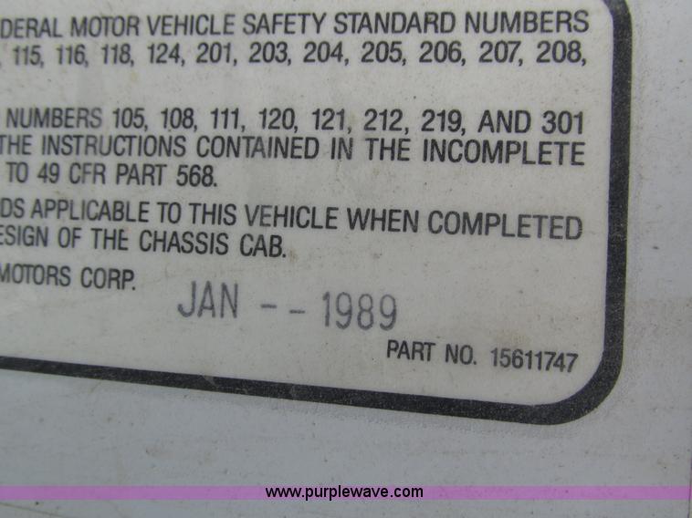 image for item H4520 1989 Chevrolet C60 Custom Deluxe dump flatbed truck