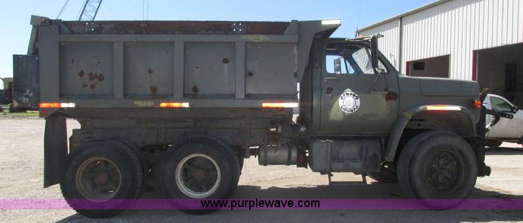 image for item H4530 1984 GMC TopKick dump truck