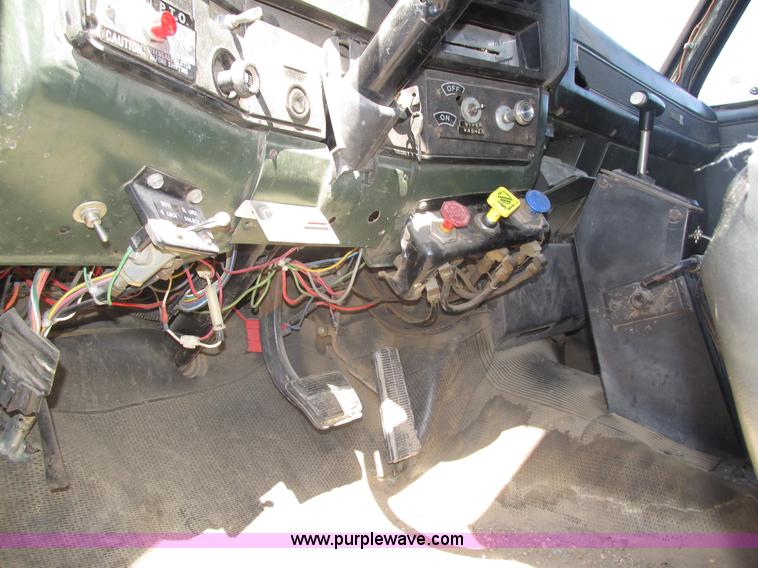 image for item H4530 1984 GMC TopKick dump truck