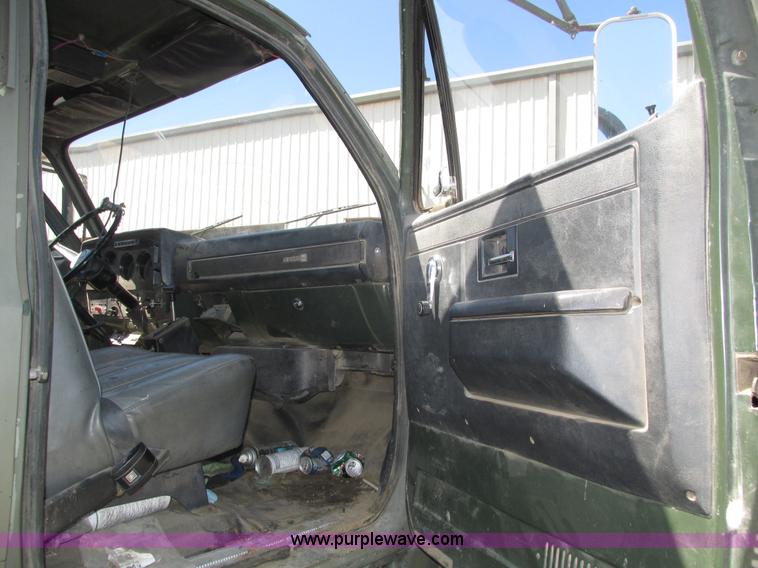 image for item H4530 1984 GMC TopKick dump truck