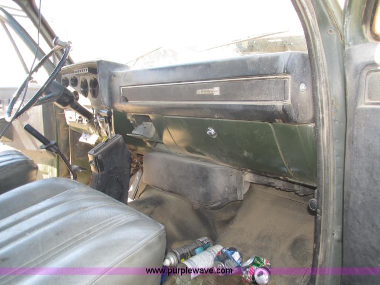 image for item H4530 1984 GMC TopKick dump truck