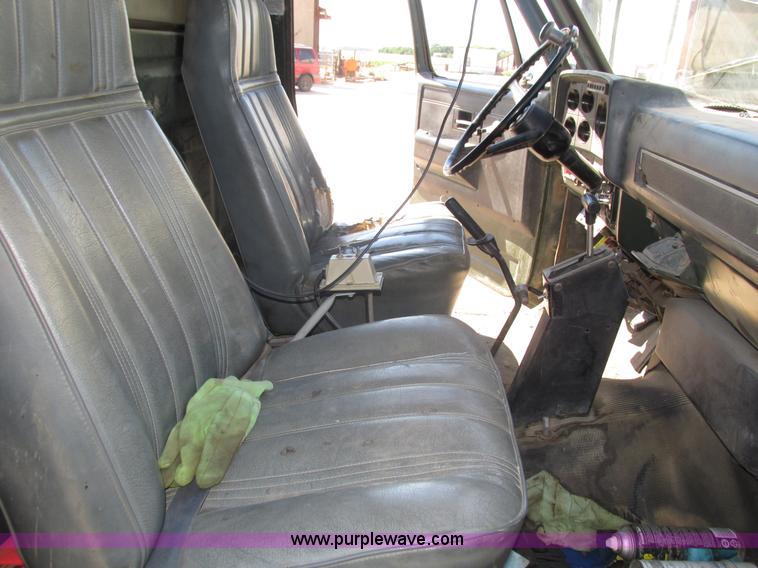 image for item H4530 1984 GMC TopKick dump truck