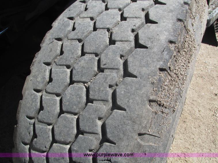 image for item H4530 1984 GMC TopKick dump truck