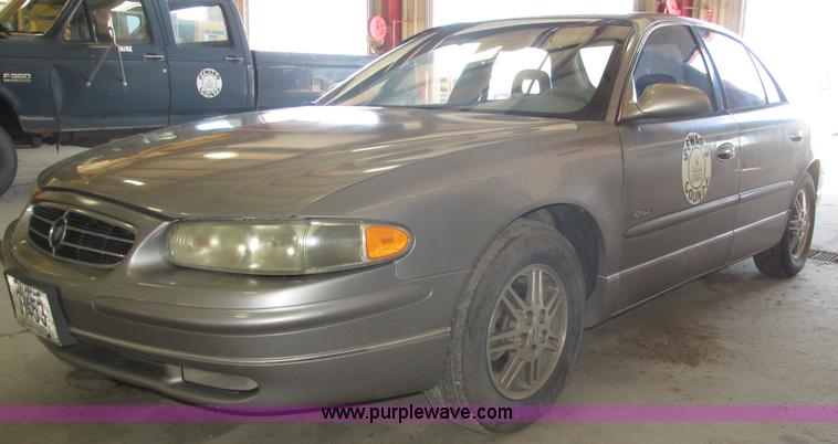 image for item H4532 1999 Buick Regal LS