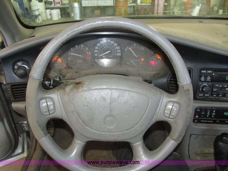 image for item H4532 1999 Buick Regal LS