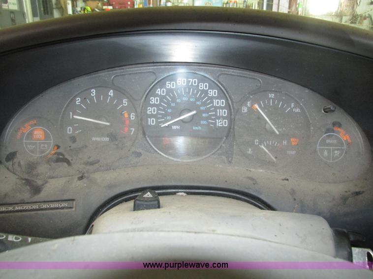 image for item H4532 1999 Buick Regal LS