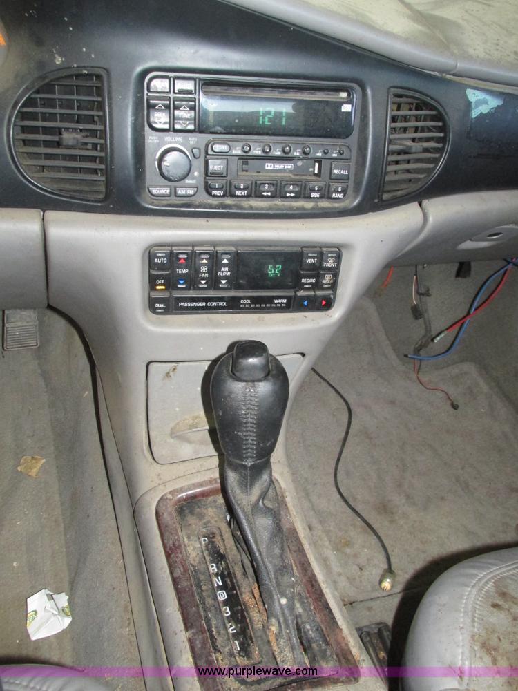 image for item H4532 1999 Buick Regal LS