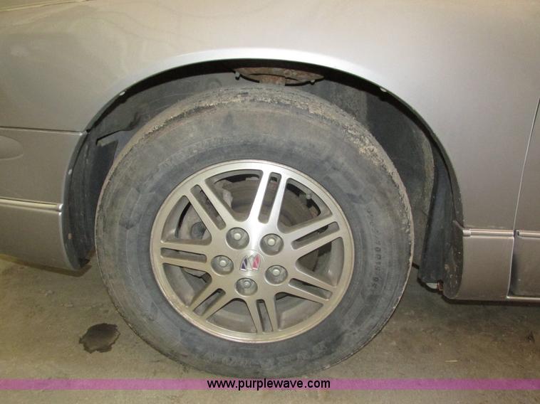 image for item H4532 1999 Buick Regal LS