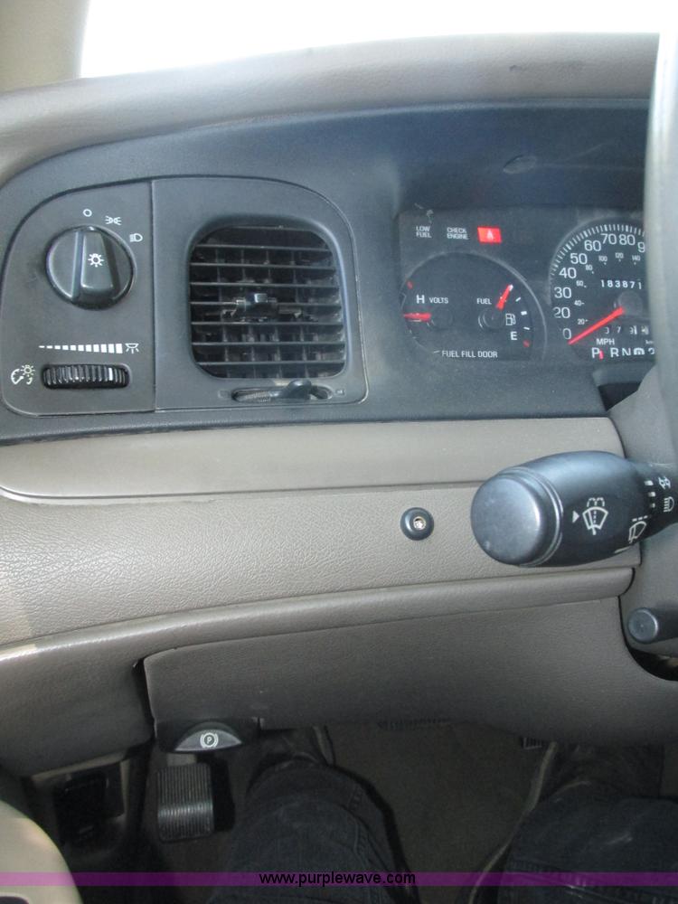 image for item H4533 2003 Ford Crown Victoria Police Interceptor