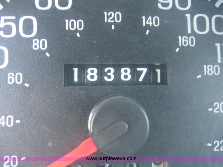 image for item H4533 2003 Ford Crown Victoria Police Interceptor