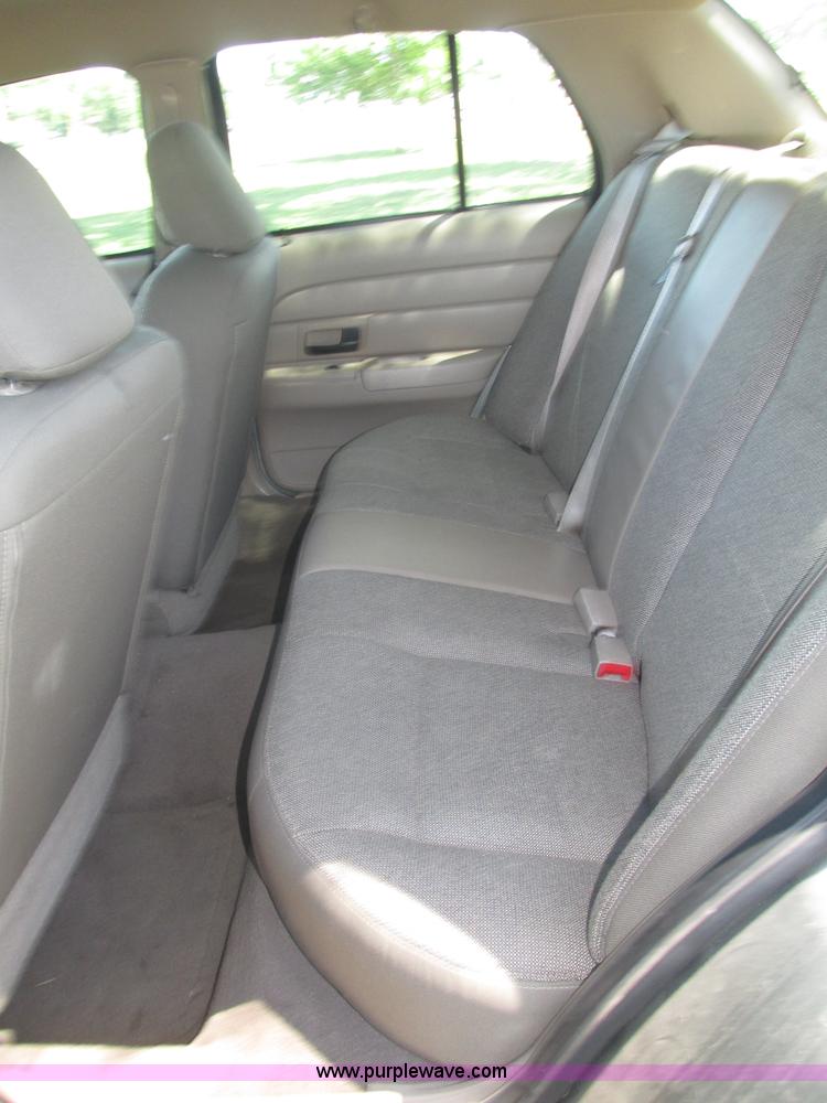 image for item H4533 2003 Ford Crown Victoria Police Interceptor