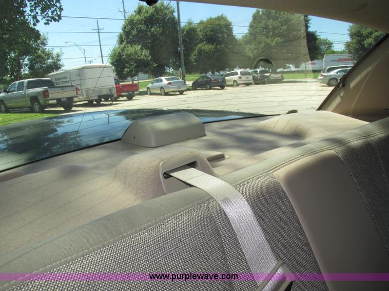 image for item H4533 2003 Ford Crown Victoria Police Interceptor