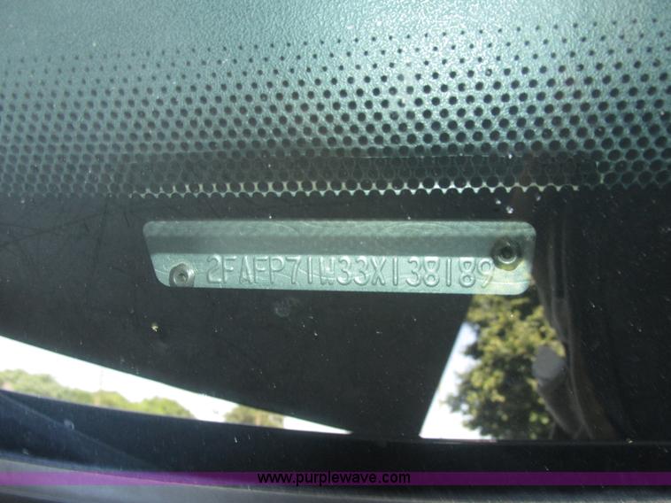 image for item H4533 2003 Ford Crown Victoria Police Interceptor