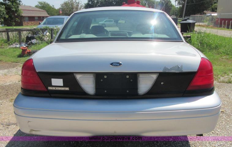 image for item I2012 2003 Ford Crown Victoria Police Interceptor