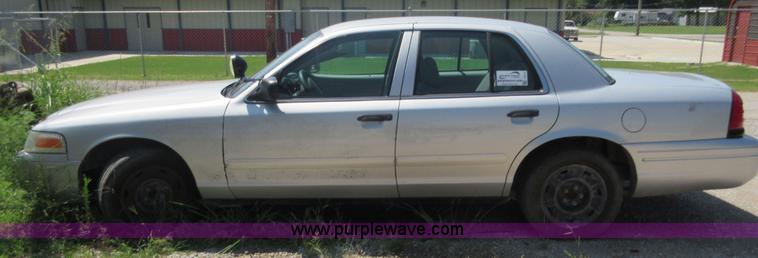 image for item I2012 2003 Ford Crown Victoria Police Interceptor