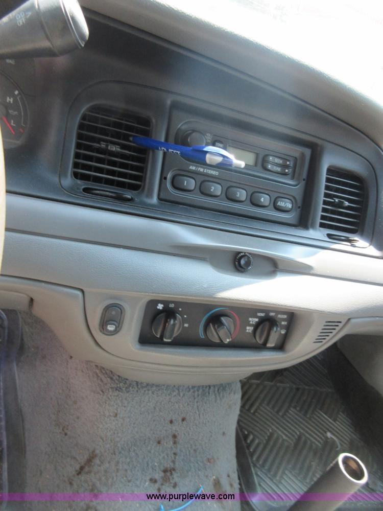 image for item I2012 2003 Ford Crown Victoria Police Interceptor