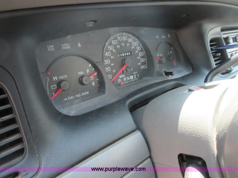 image for item I2012 2003 Ford Crown Victoria Police Interceptor