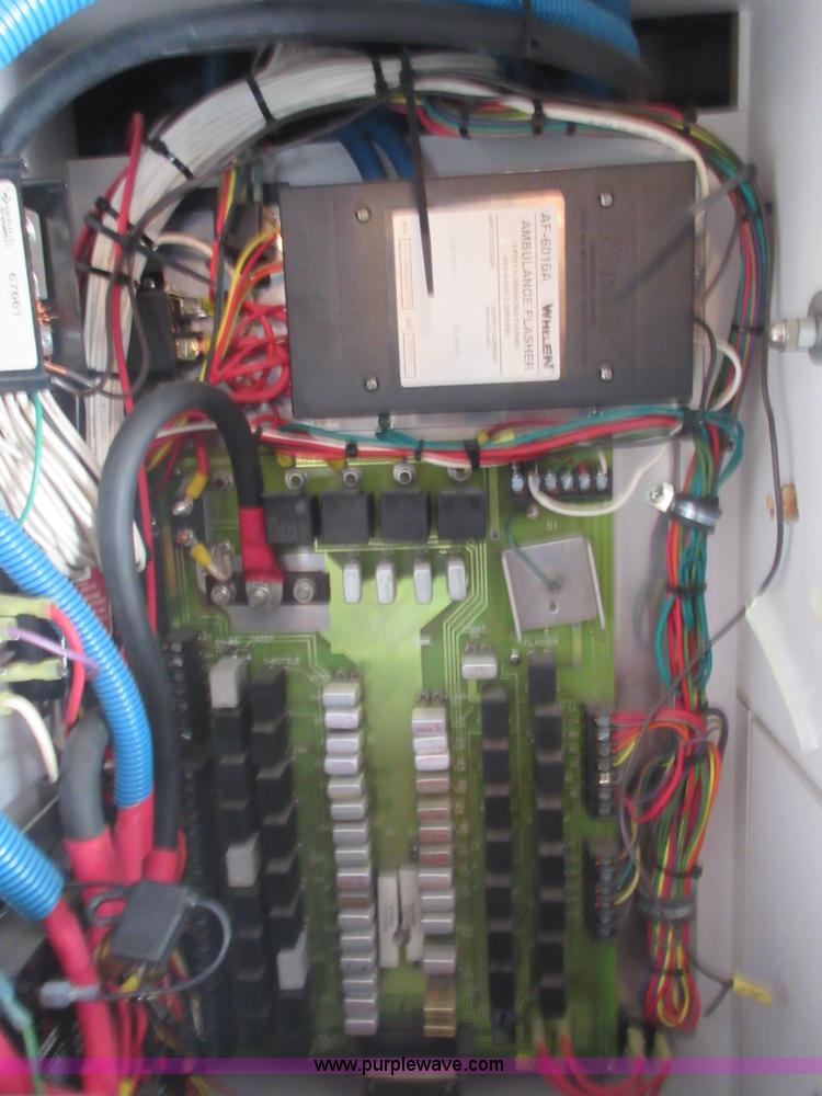 image for item I2013 1998 Ford Econoline E350 ambulance