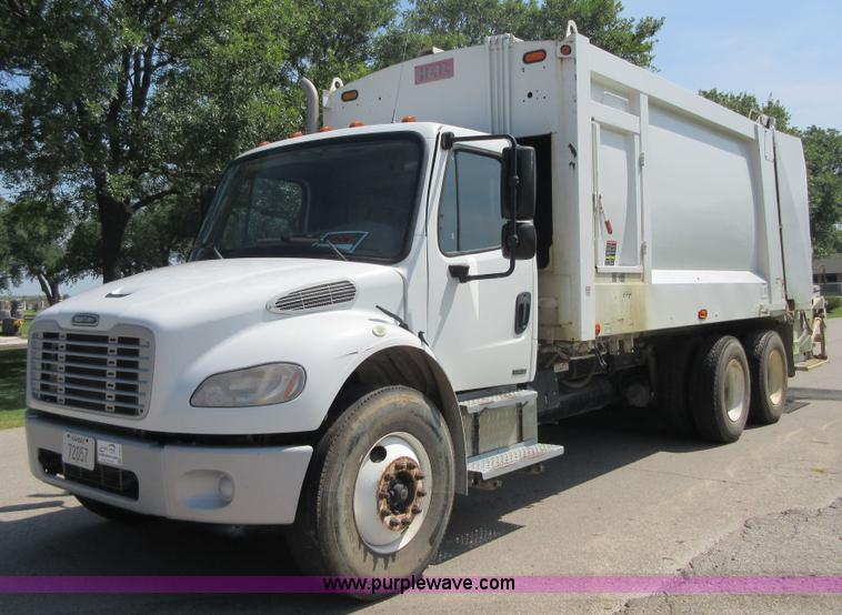 image for item I2014 2008 Freightliner Business Class M2 refuse truck