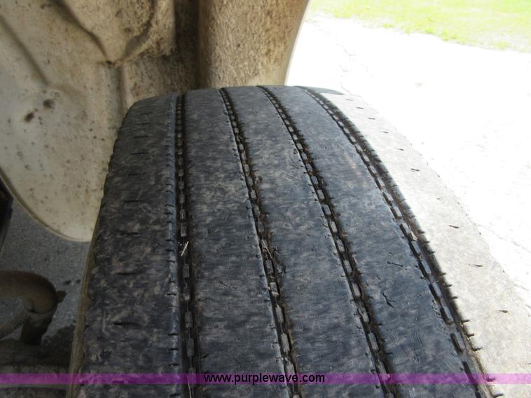 image for item I2014 2008 Freightliner Business Class M2 refuse truck