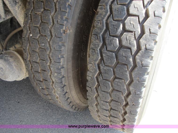 image for item I2014 2008 Freightliner Business Class M2 refuse truck