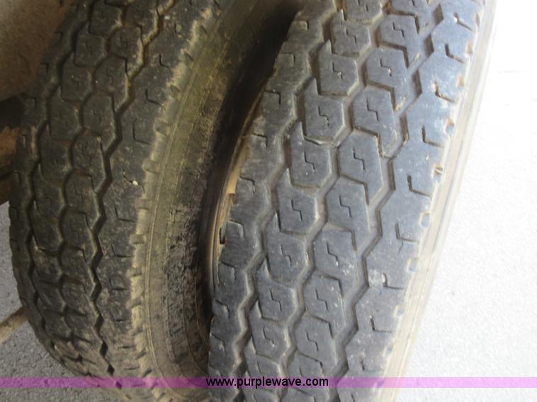 image for item I2014 2008 Freightliner Business Class M2 refuse truck