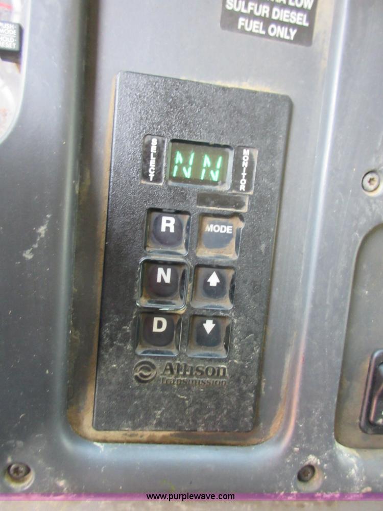 image for item I2014 2008 Freightliner Business Class M2 refuse truck